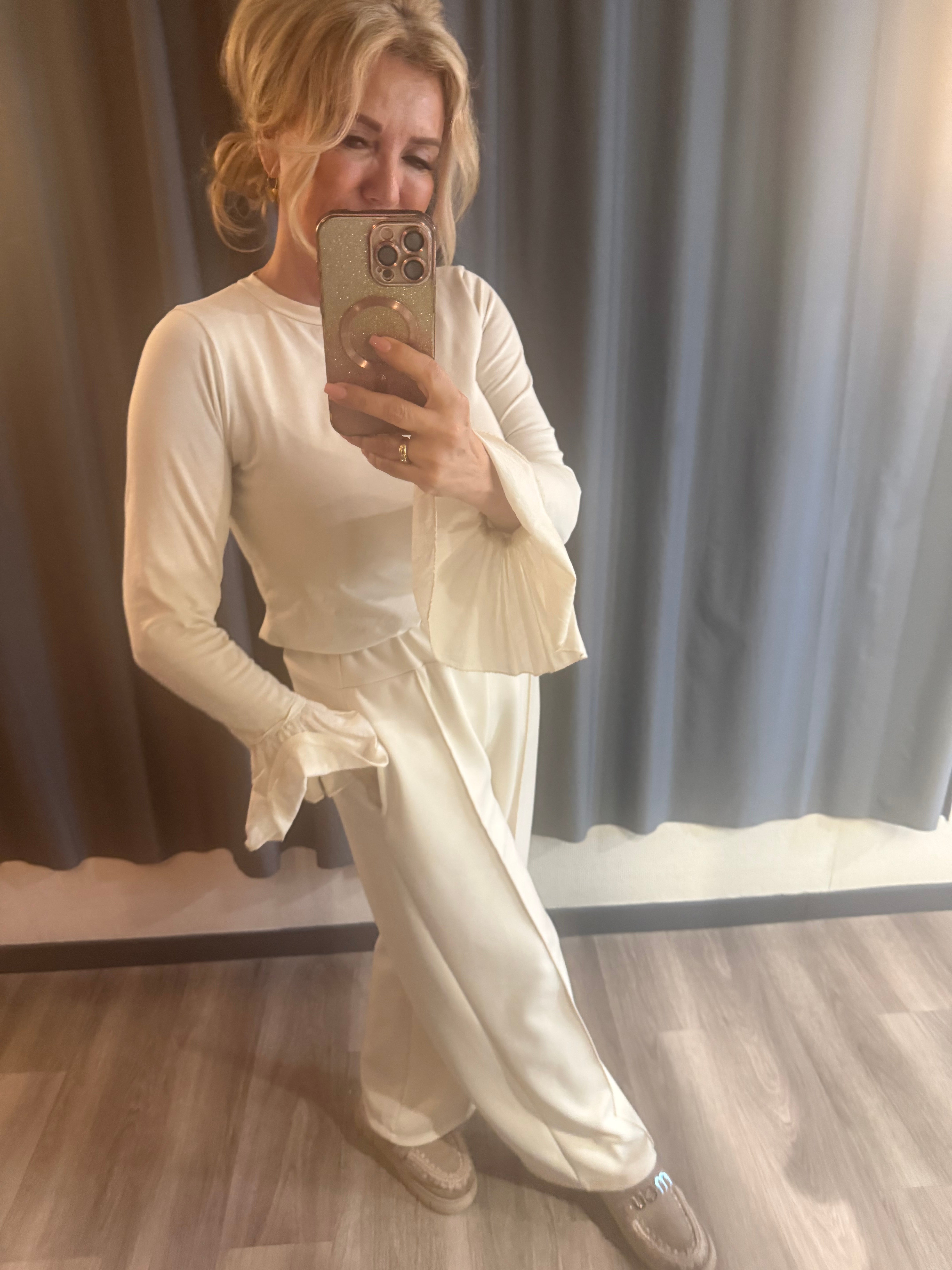 Haut manches trompette Crème et Taupe Céline